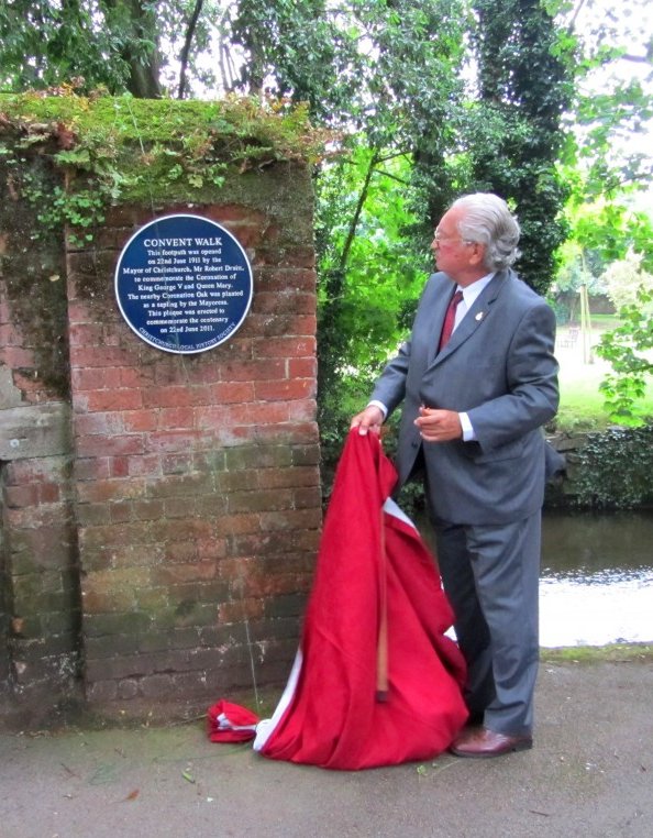 Convert Walk Plaque unveiling by Michael Hodges (then Chairman Christchurch Local History Society)